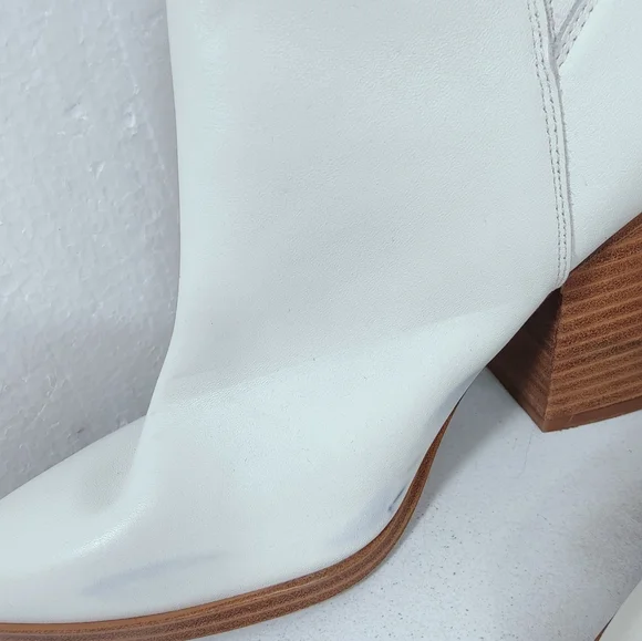 Marc Fisher Lommie Off White Western Style Block Heel Cowboy Ankle Boots, 8.5 - Picture 12 of 13